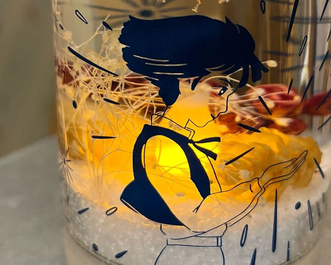Official Ghibli Howl LED Aroma Wax Melt • Howls Moving Castle Gel Candle with Berry Scent, Fragrance, Dried Flowers - Image 7